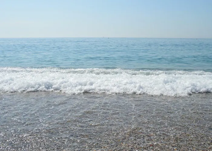 Aloha Playa Primera بينالماذينا